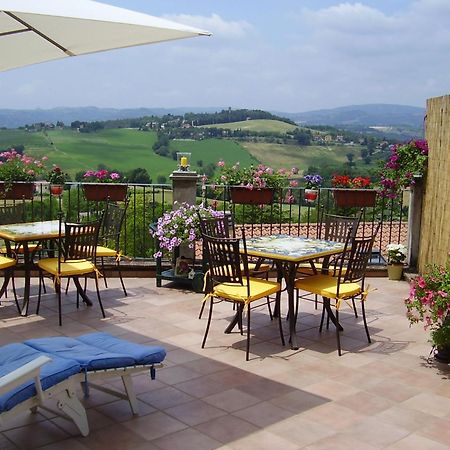 La Terrazza Fio...Rita Bed and Breakfast Ripa Eksteriør billede