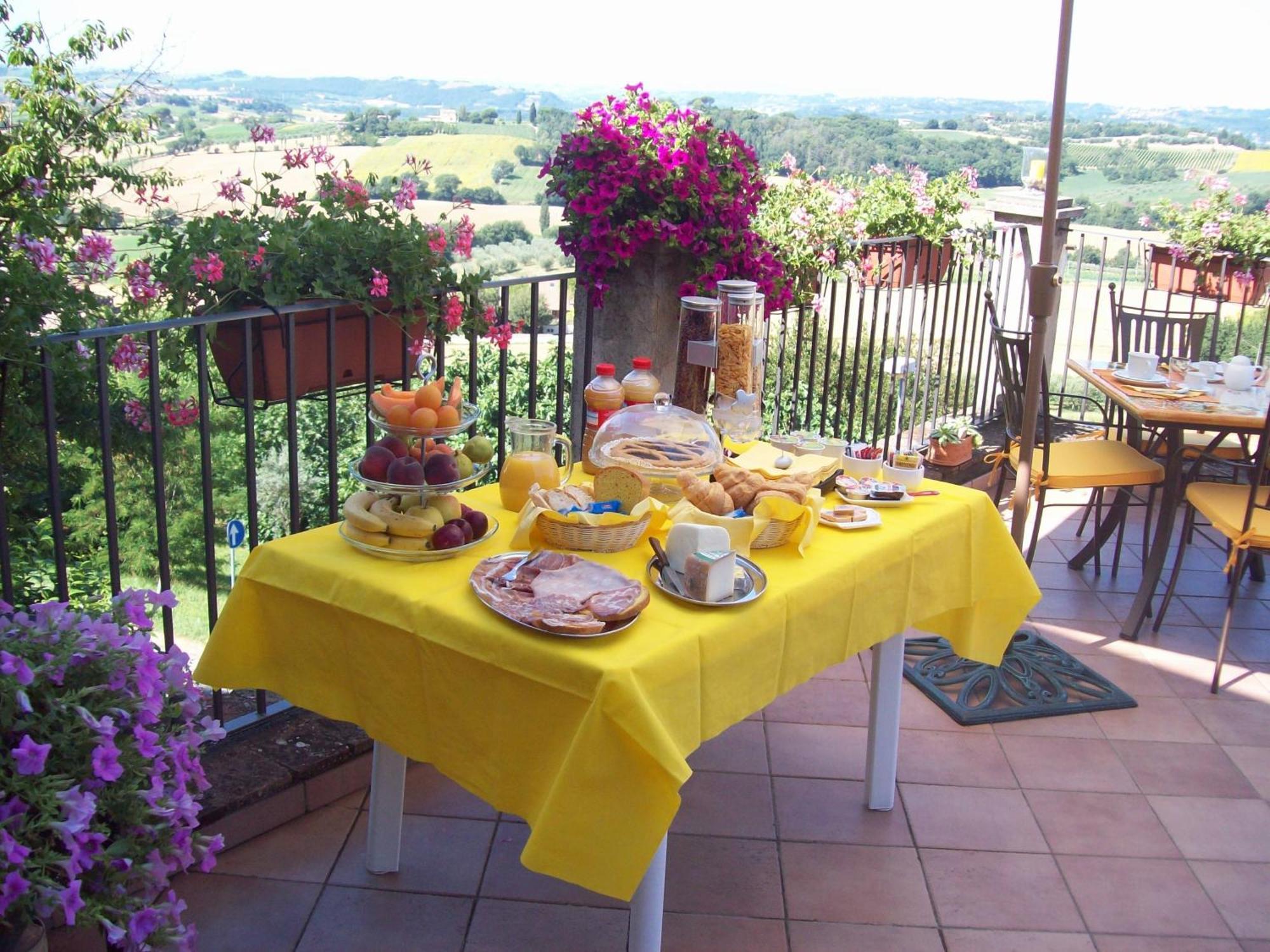 La Terrazza Fio...Rita Bed and Breakfast Ripa Eksteriør billede